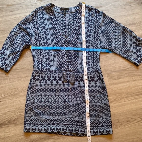 BCBGMAXAZRIA 'Milana' Light Blue/Navy Laced Placket Woven Dress Size XS - Picture 6 of 14